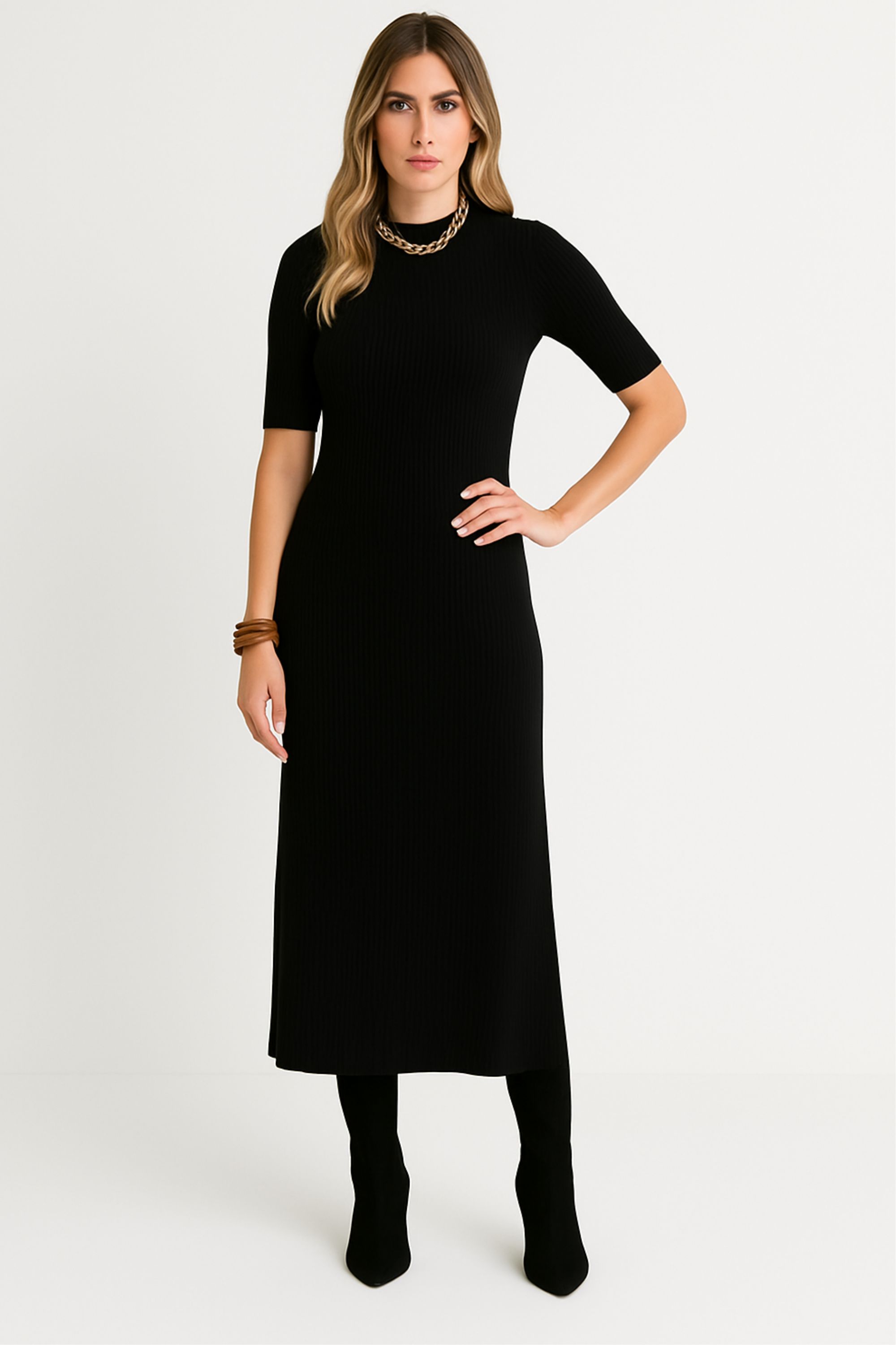 Vestido Midi Canelado Justo Preto | Zazou